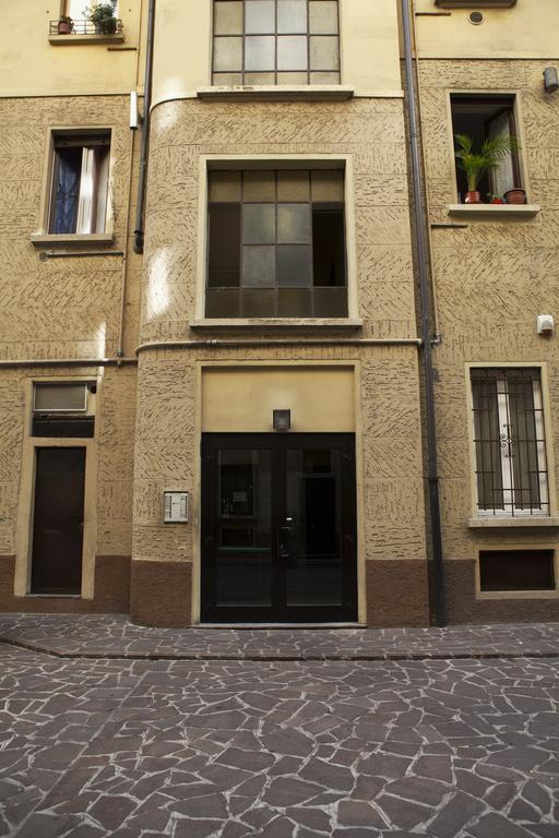 Alessia'S Flat - Mac Mahon Apartment มิลาน ภายนอก รูปภาพ